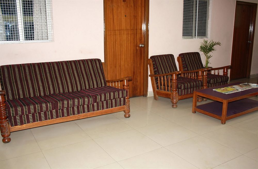 Minerva Residency Otel Bangalore Dış mekan fotoğraf